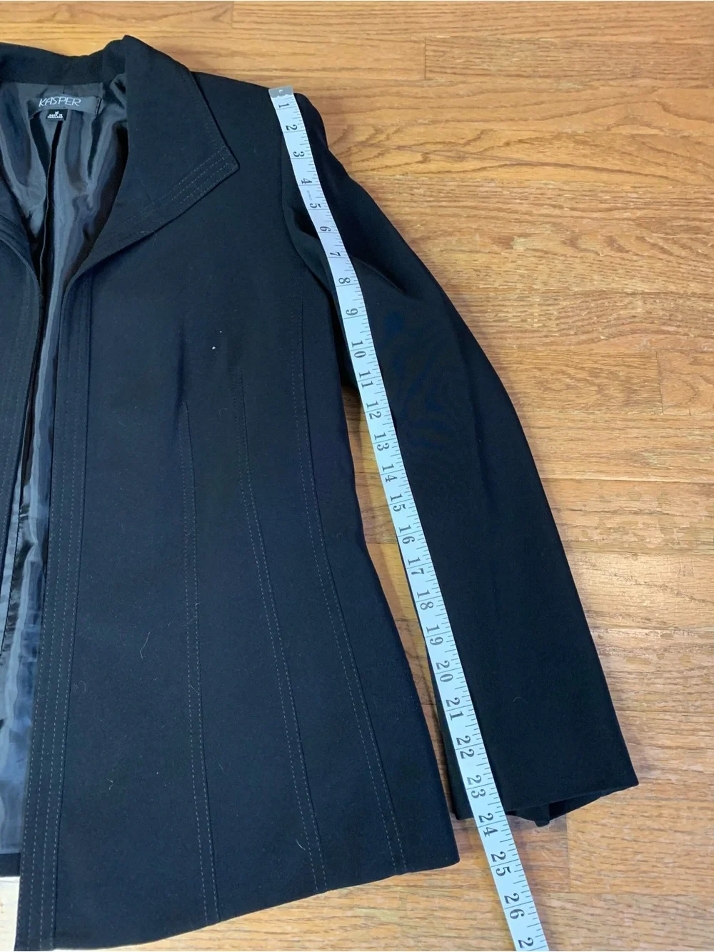 Kasper Black Structured Blazer Jacket – Size 16 – Professional Office Wear - Picture 8 of 8